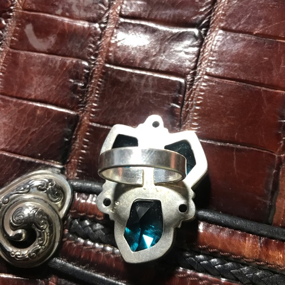 Sterling ring with blue stones - Picture 4 of 5